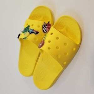 Crocs Classic Slide Sandals 206121 Yellow Slip On Unisex Men's Sz 4 Women's Sz 6